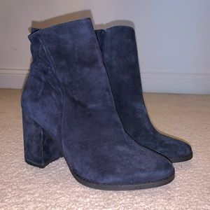 Arturo Chiang Navy Blue Booties